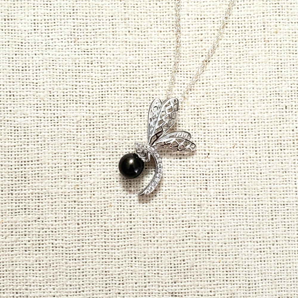 Vantel Pearls Dragonfly Necklace